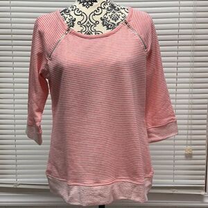 NWT Onyx 3/4 Sleeve Top Size Medium